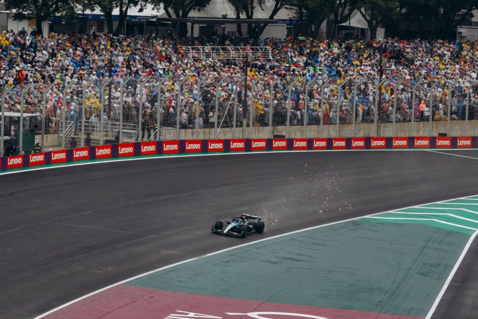 Verstappen, Hamilton, Alonso : tout le marché F1 2027 s'agite, Mercedes refuse de bouger