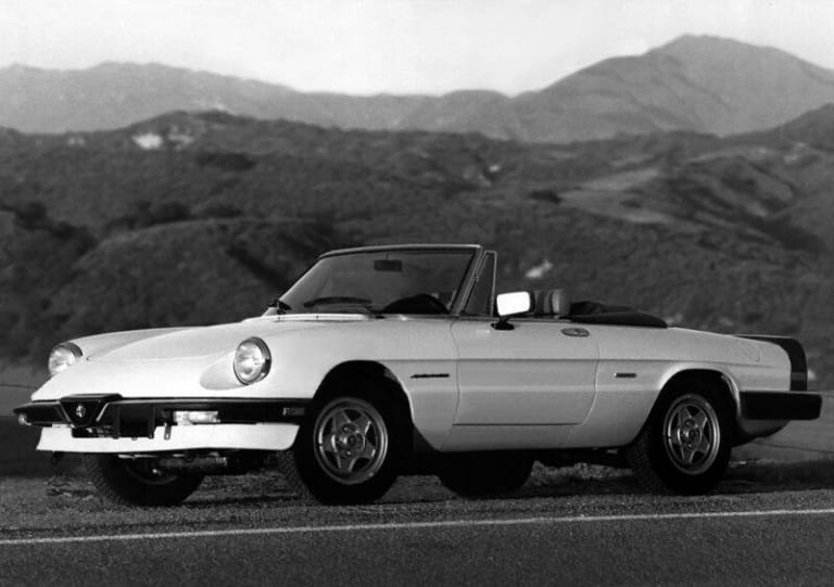 photos_alfa-romeo_spider_1983_1-aspect-ratio-800-564.jpg