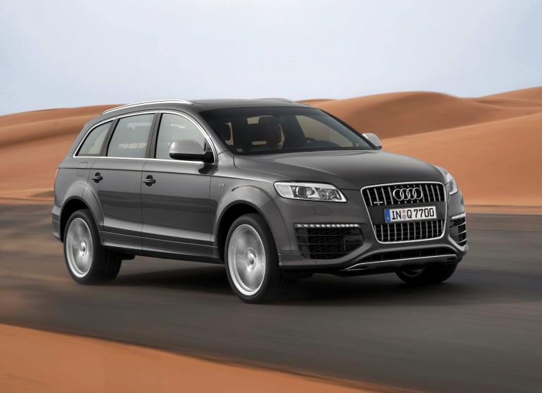 photos_audi_q7_2008_2-aspect-ratio-2048-1484.jpg