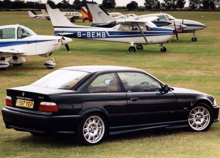 photos_bmw_3-series_1993_1-aspect-ratio-1600-1151.jpg