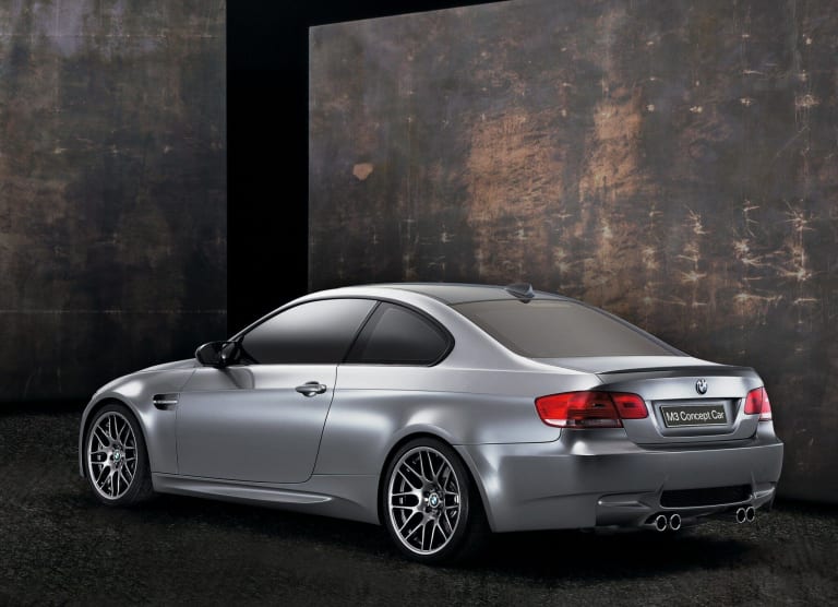 photos_bmw_m3_2007_2-aspect-ratio-2048-1483.jpg