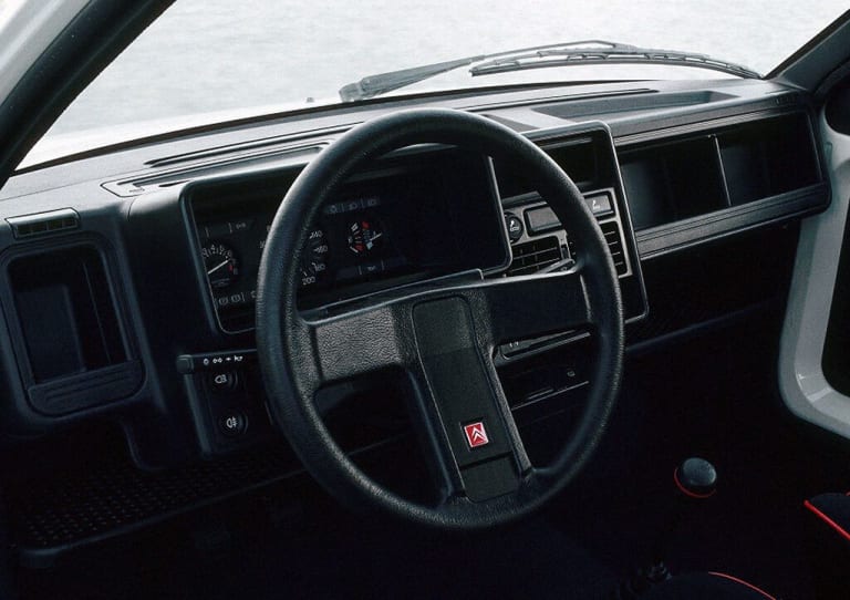 photos_citroen_ax_1987_2-aspect-ratio-1024-722.jpg