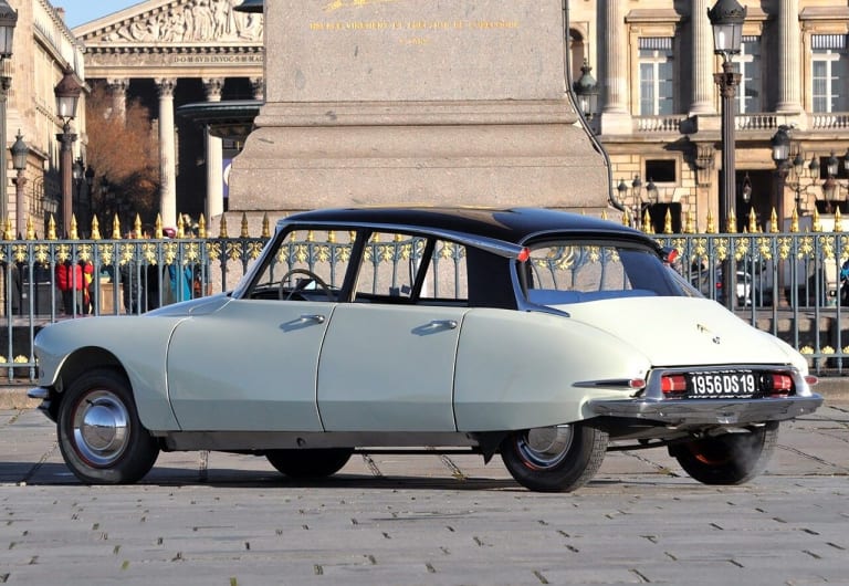 photos_citroen_ds_1955_2-aspect-ratio-1280-884.jpg