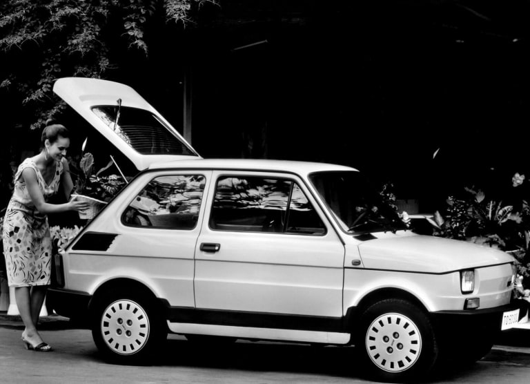 photos_fiat_126_1987_1-aspect-ratio-1600-1159.jpg