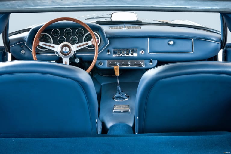 photos_maserati_mistral_1964_1-scaled.jpg