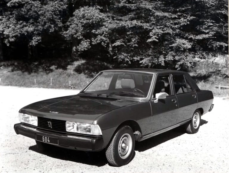 Peugeot : 50 ans en 604 SL