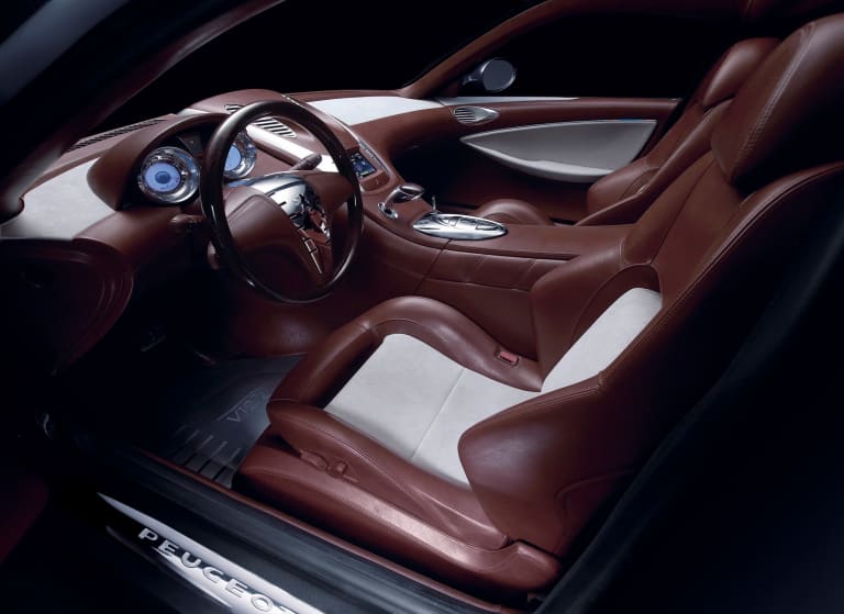 photos_peugeot_concepts_2004_5-aspect-ratio-2048-1490.jpg