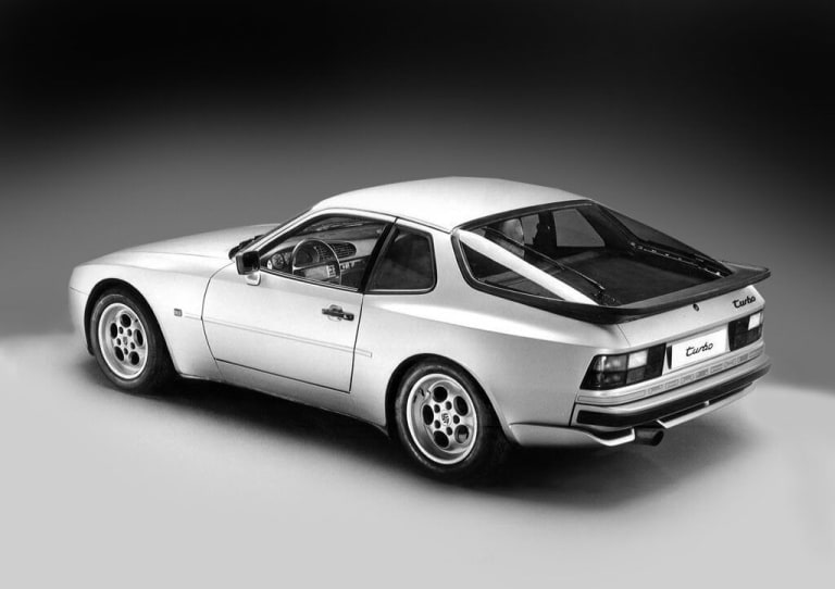 photos_porsche_944_1985_2-aspect-ratio-1024-722.jpg