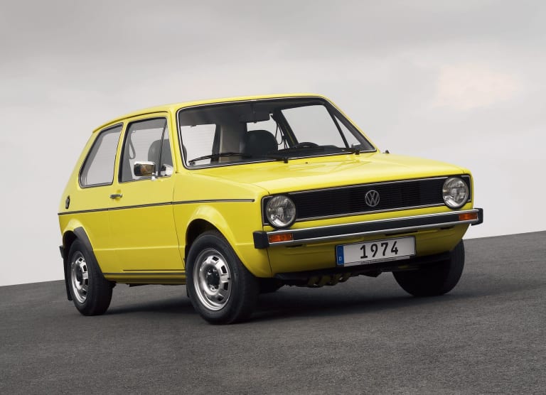 photos_volkswagen_golf_1974_1-aspect-ratio-2048-1483.jpg