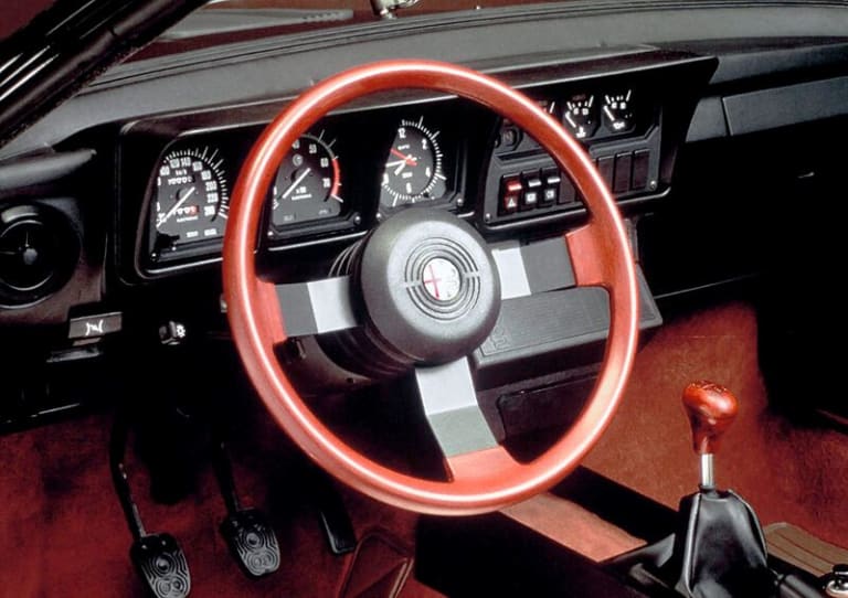 pictures_alfa-romeo_gtv_1980_2-aspect-ratio-800-565.jpg