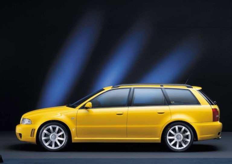 pictures_audi_rs4_2000_2-aspect-ratio-1024-722.jpg