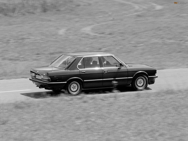 pictures_bmw_m5_1985_1.jpg