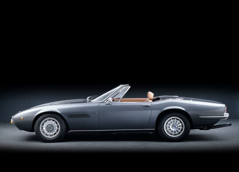 pictures_maserati_ghibli_1969_1-aspect-ratio-2048-1474.jpg