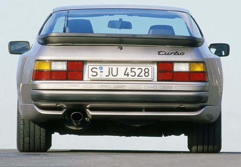 porsche_944_1988_wallpapers_3-aspect-ratio-800-555.jpg