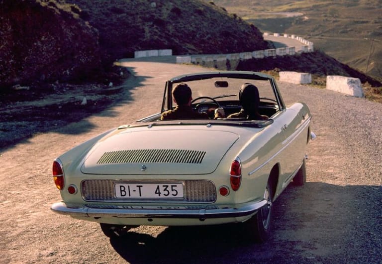 renault_floride_1958_wallpapers_1-aspect-ratio-800-552.jpg