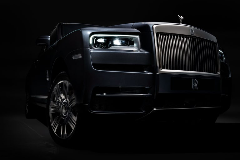 rolls-royce-cullinan-4k-2018-wallpaper-d184fe83a29b63bd4559c444d53a4702-scaled.jpg