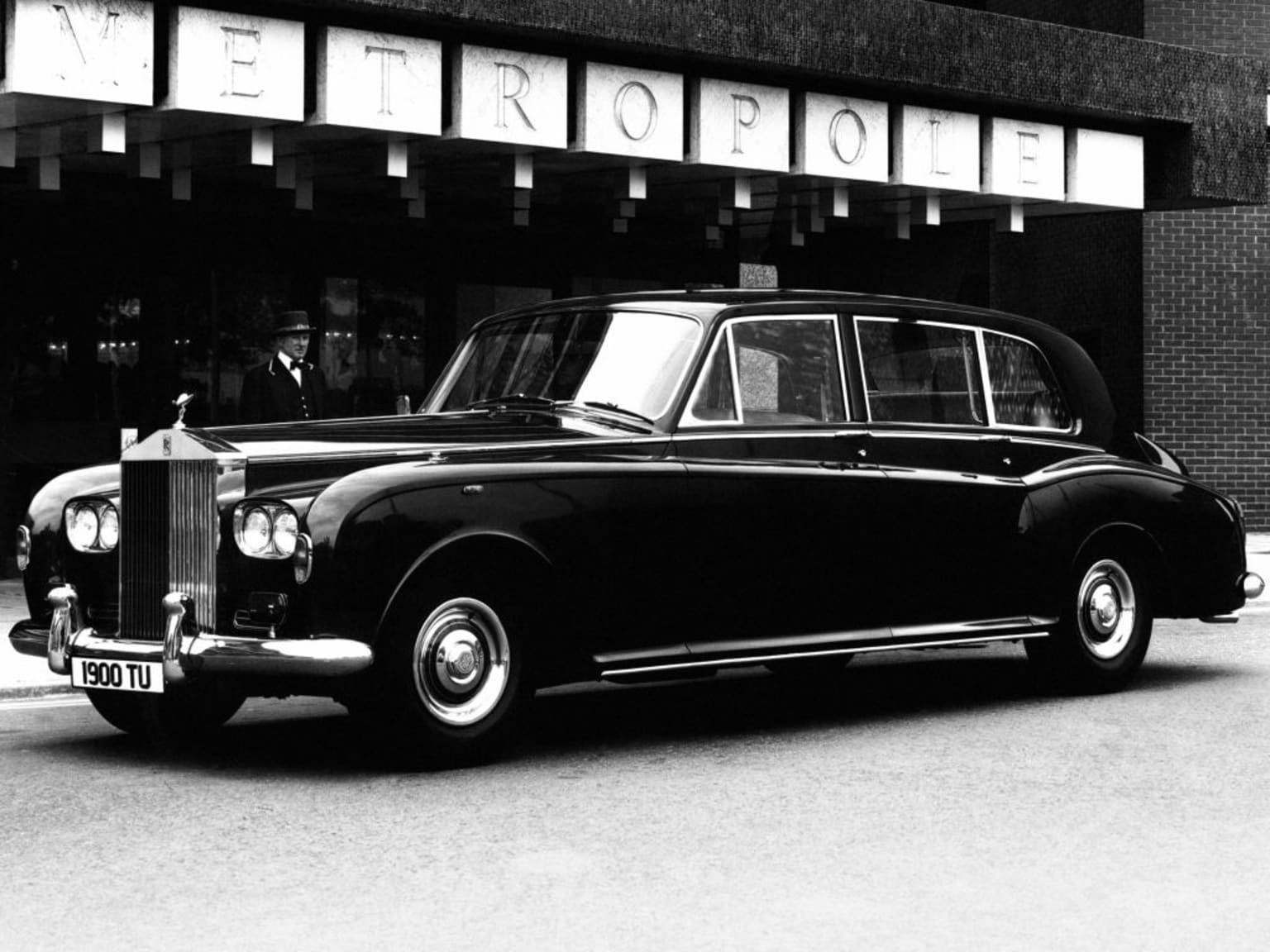 Rolls-Royce Phantom VI : noblesse oblige !
