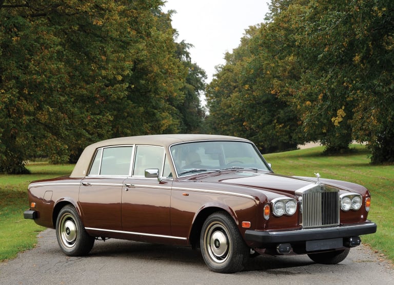 rolls-royce_silver-wraith_1977_wallpapers_1-aspect-ratio-2048-1483.jpg