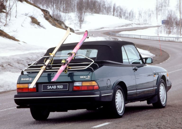 saab_900_1987_wallpapers_2-aspect-ratio-1600-1139.jpg