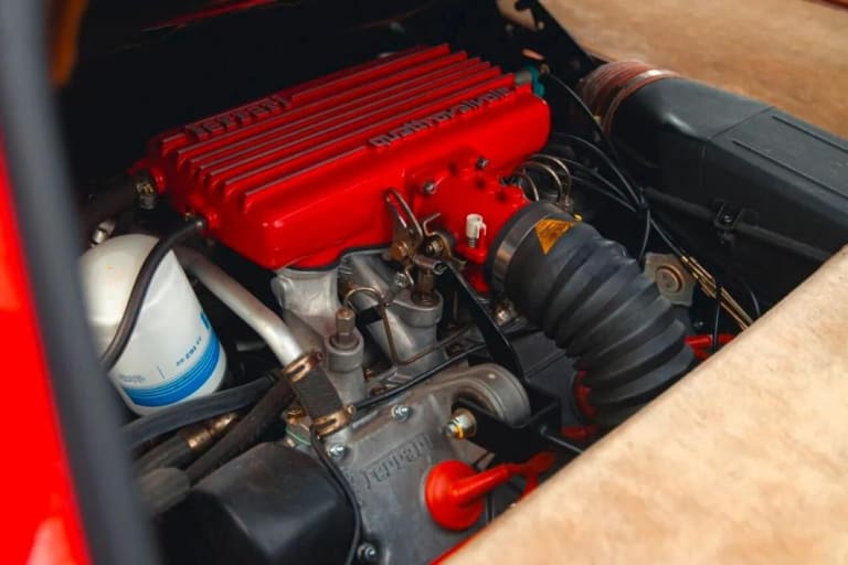 sbarro-super-eight-1984-rouge-moteur-mk-bd.jpg