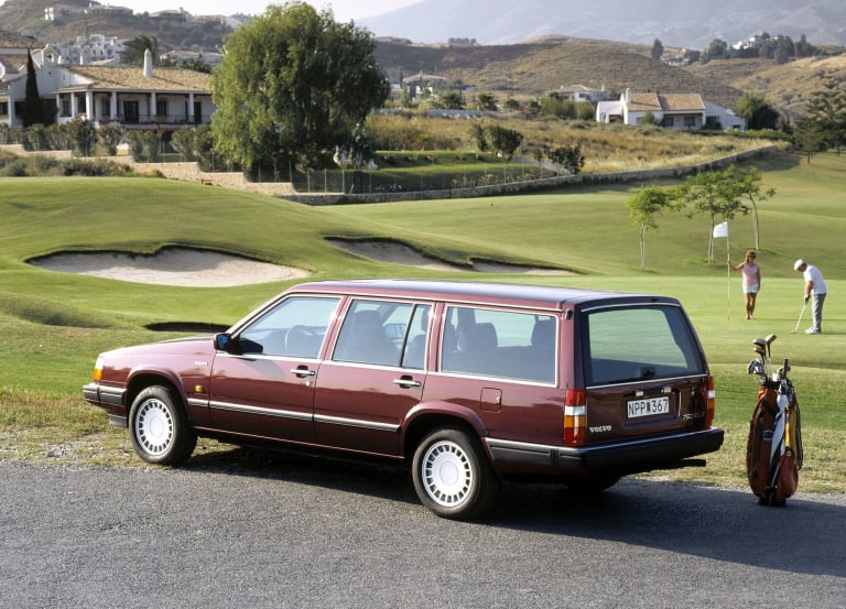volvo_760_1988_pictures_1-aspect-ratio-2048-1474.jpg