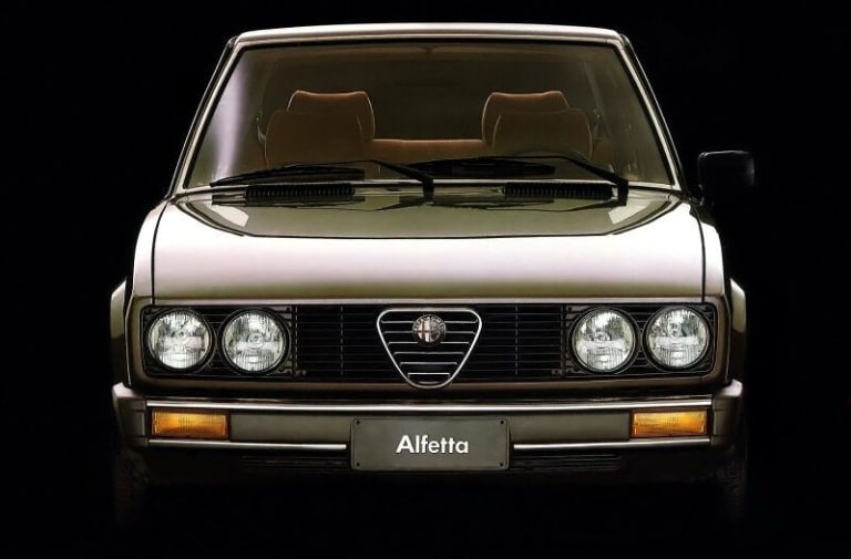 wallpapers_alfa-romeo_alfetta_1982_1-aspect-ratio-800-526.jpg