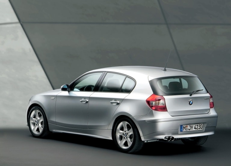 wallpapers_bmw_1-series_2005_3-aspect-ratio-2048-1471.jpg