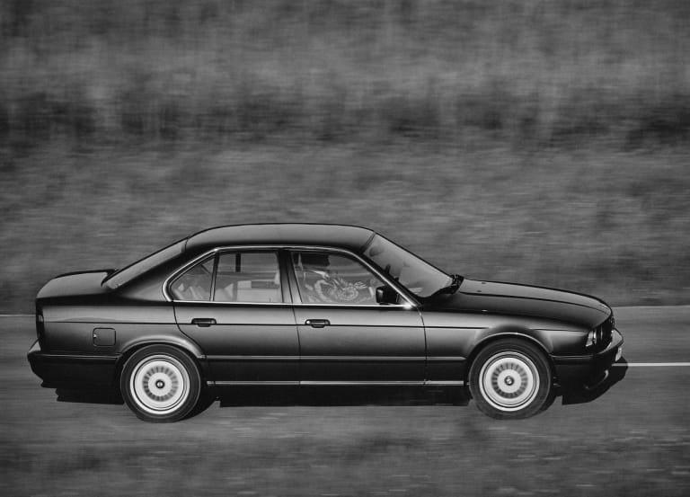 wallpapers_bmw_5-series_1988_4-aspect-ratio-2048-1474.jpg