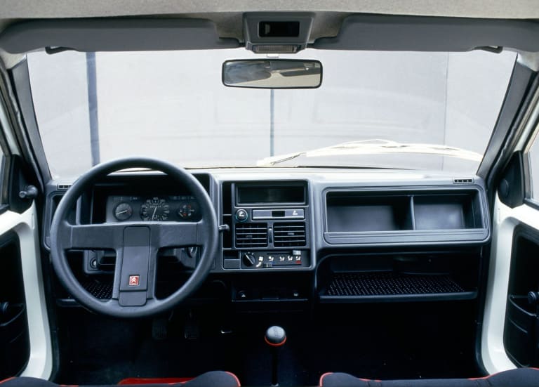 wallpapers_citroen_ax_1987_1-aspect-ratio-2048-1470.jpg