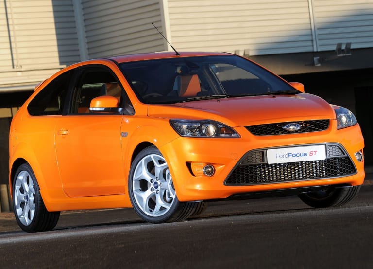 wallpapers_ford_focus_2008_8-aspect-ratio-2048-1474.jpg