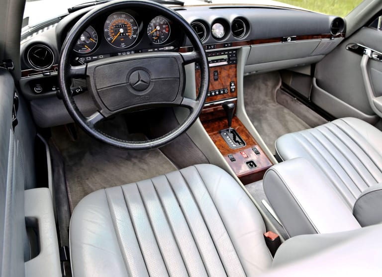 wallpapers_mercedes-benz_sl-klasse_1985_5-aspect-ratio-2048-1486.jpg
