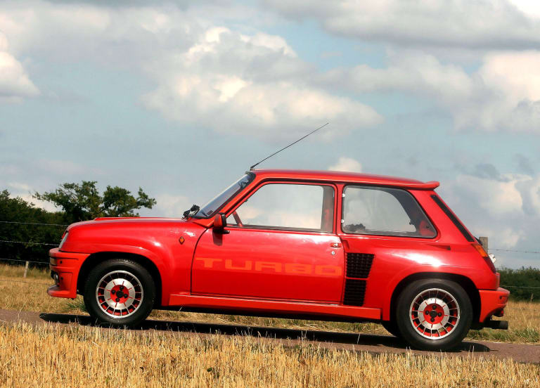 wallpapers_renault_5_1980_1-aspect-ratio-2048-1471.jpg