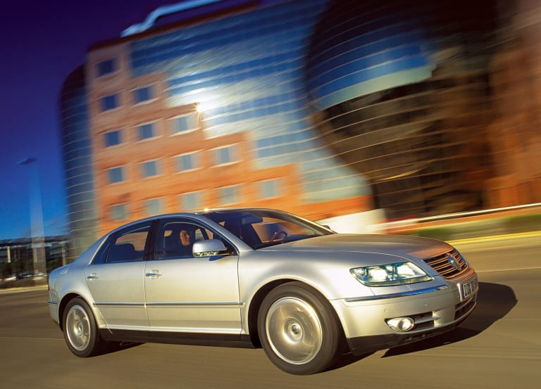 wallpapers_volkswagen_phaeton_2002_1-aspect-ratio-1600-1152.jpg