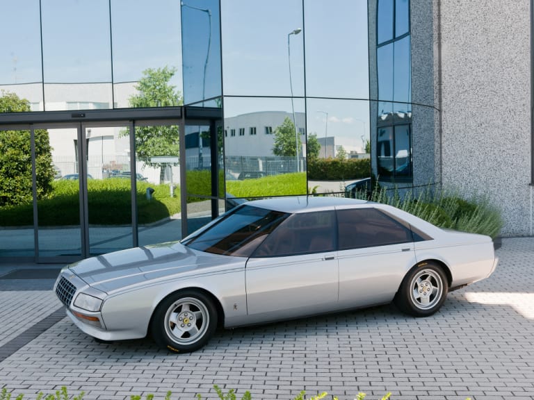 Ferrari Pinin : deux portes de trop !!!