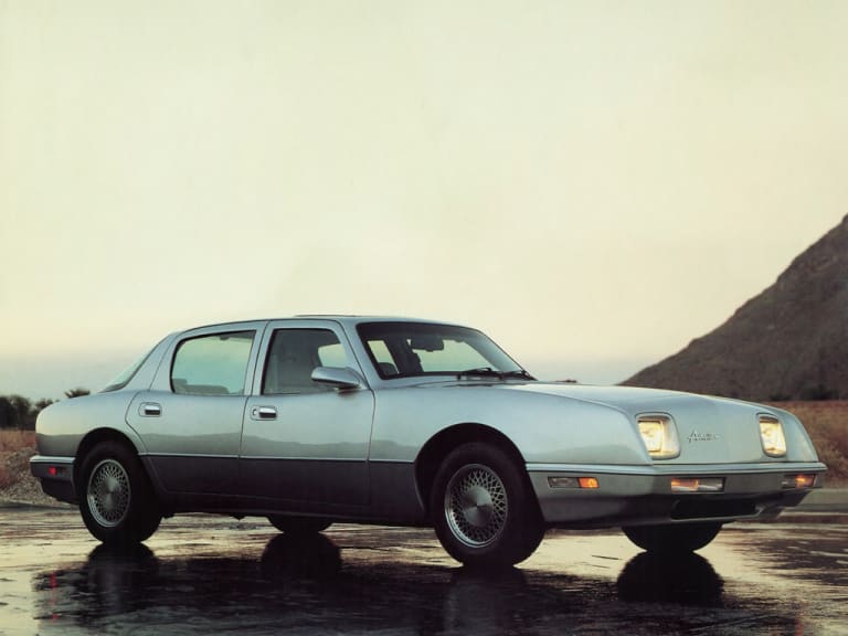 Avanti 4 Door Sedan : fin de lignée