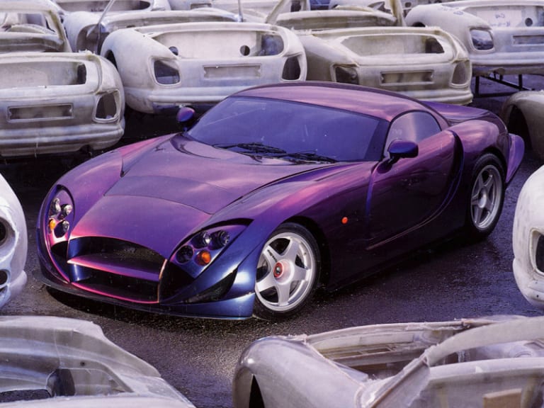 TVR Speed 12 : la terrifiante supercar de Blackpool