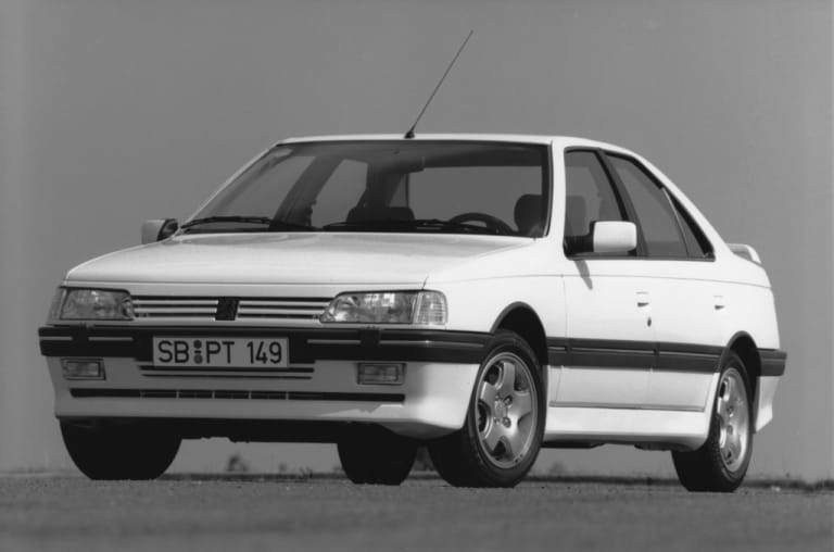 Peugeot 405 Mi16 : la pétillante berline sochalienne