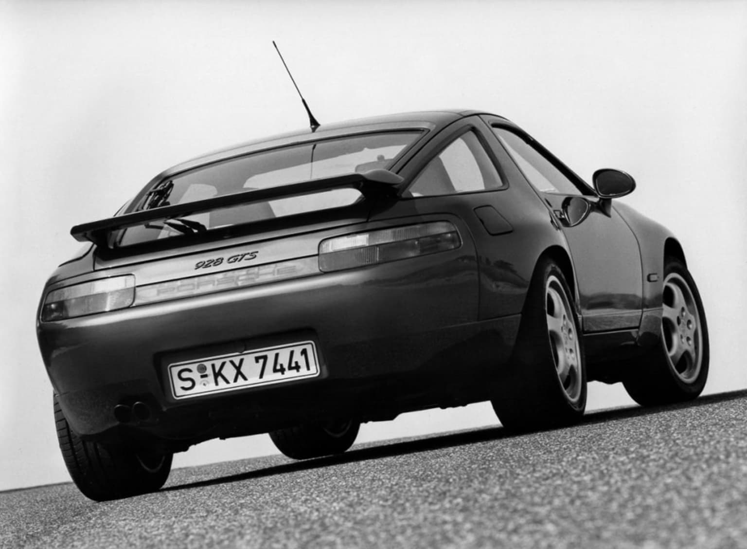 Porsche 928 GTS