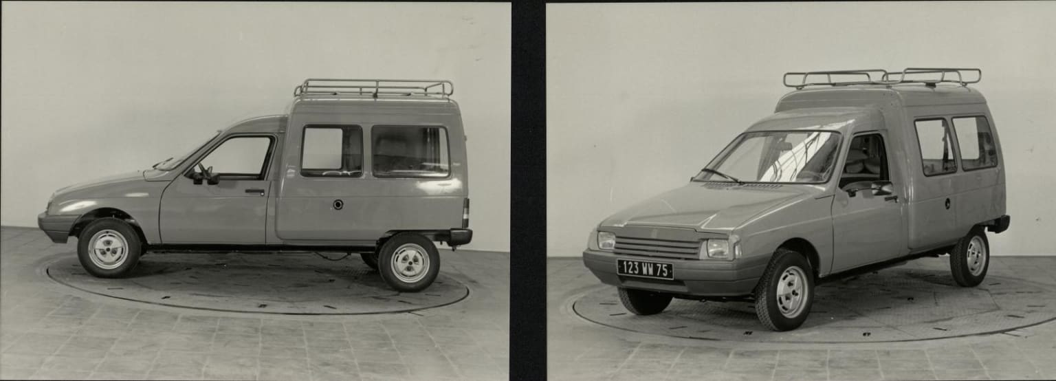 Peugeot 205 Multi et F rouge vue devant et côté de l'auto