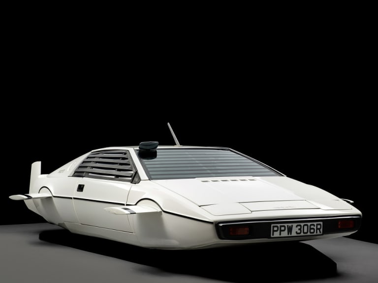 Lotus Esprit S1 “Wet Nellie” : un sous-marin pour 007