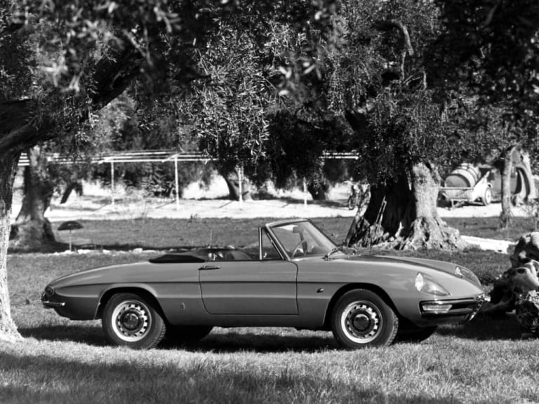 L’Alfa Romeo Spider Duetto 1750 de Léon : une “love affair” de famille