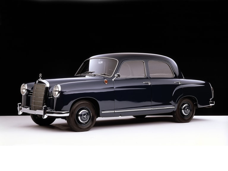 Mercedes-Benz “Ponton” : le retour de l’étoile