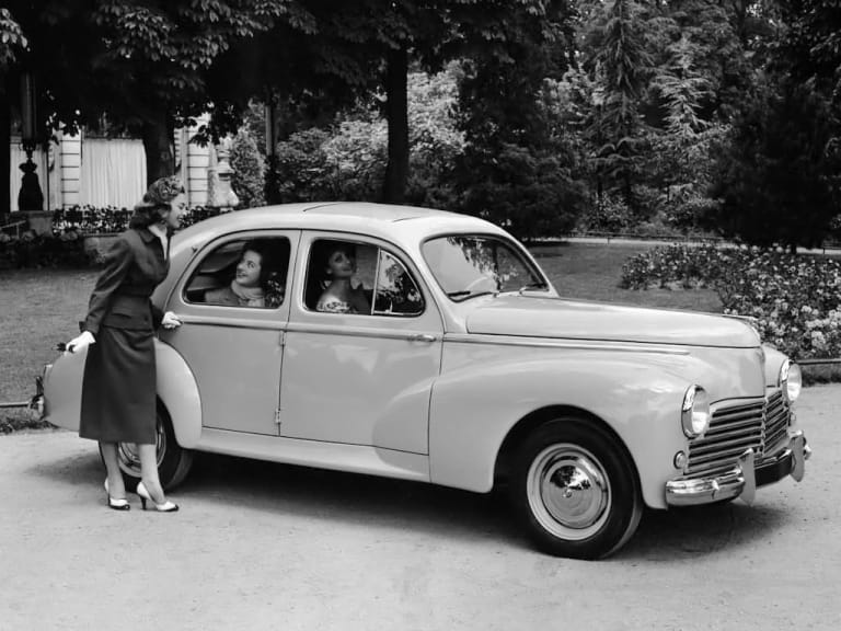 Peugeot 203 : la berline prudente