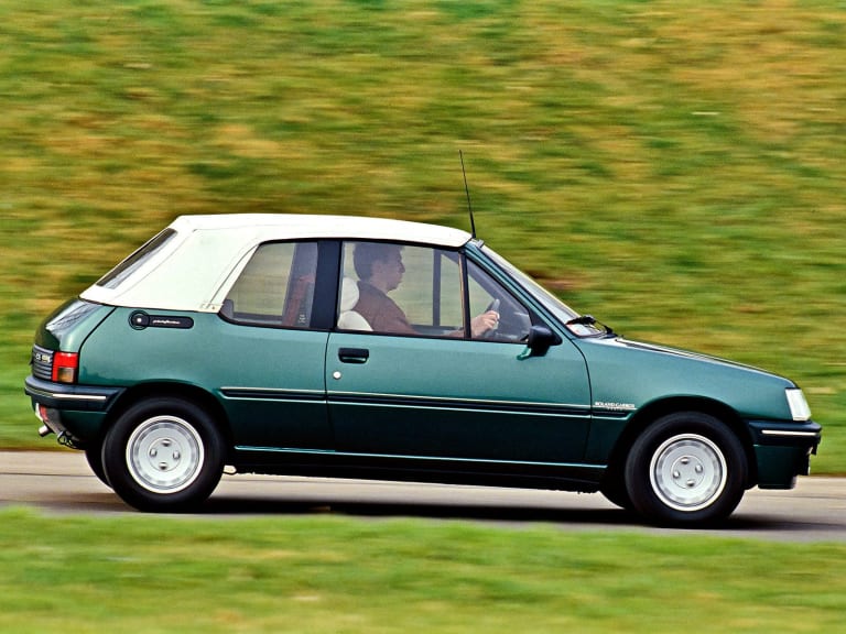 Peugeot 205 cabriolet : c'est l'été toute l'année