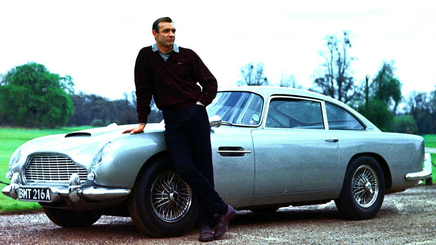 Sean Connery n'est pas mort (et les autos de James Bond non plus)