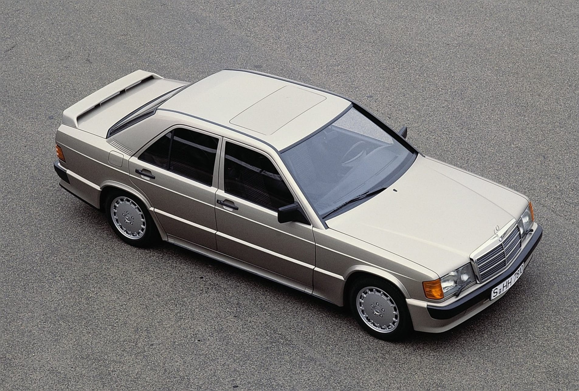 Mercedes-Benz 190 E 16 soupapes : une sportive à redécouvrir