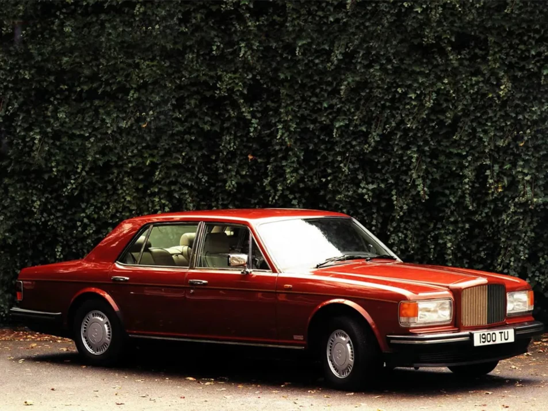 Bentley Turbo R : le joyeux réveil d'une douairière endormie