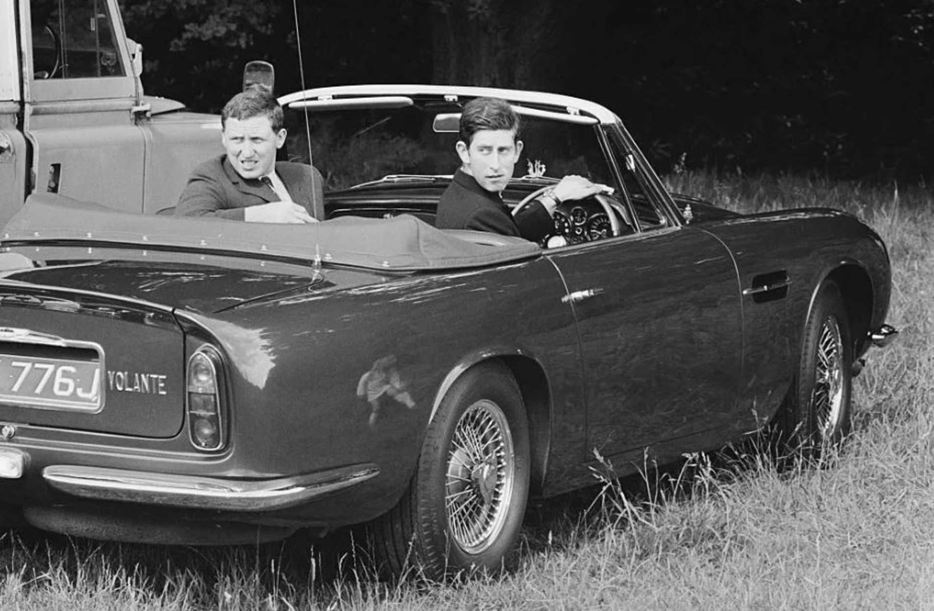 Aston Martin DB6 : le roi Charles III et sa Volante