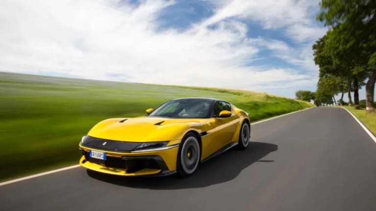Ferrari 12Cilindri : puisque vous partez en voyage