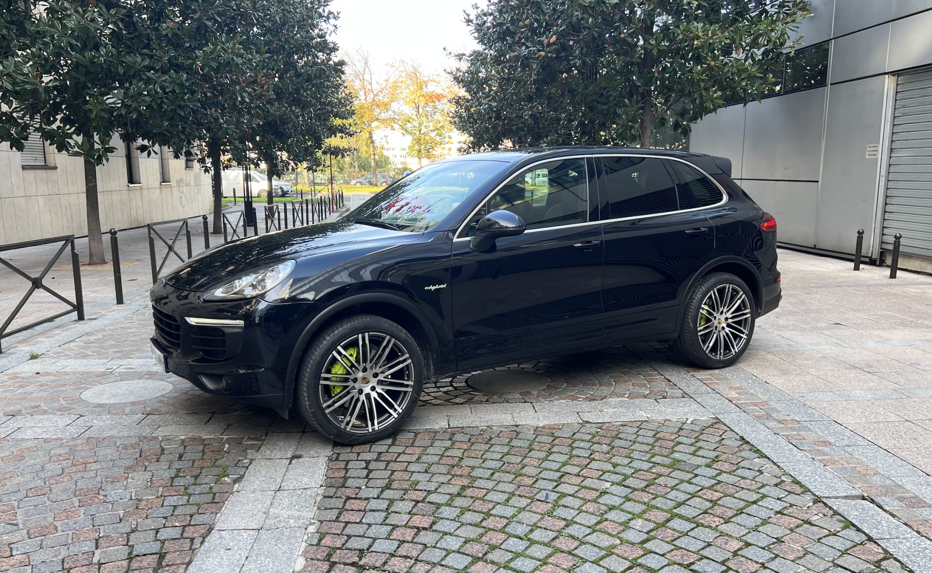 porsche cayenne platinium hybrid